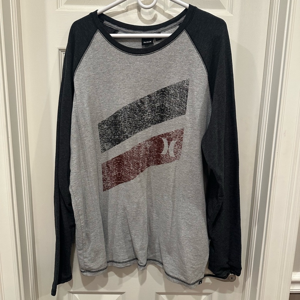 XL Mens Hurley long sleeve tshirt